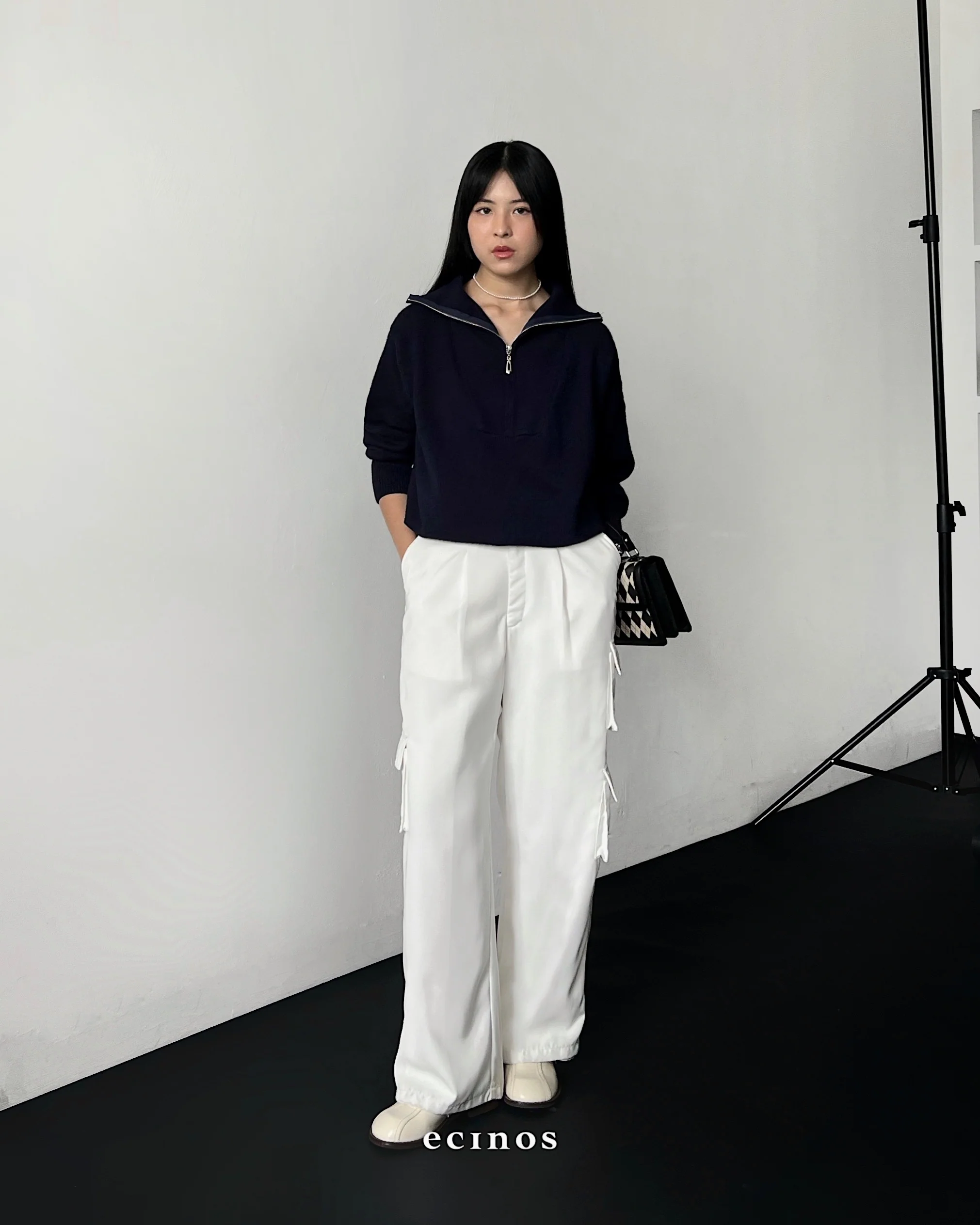 ECINOS - Darkest Cargo Pants - Image 7