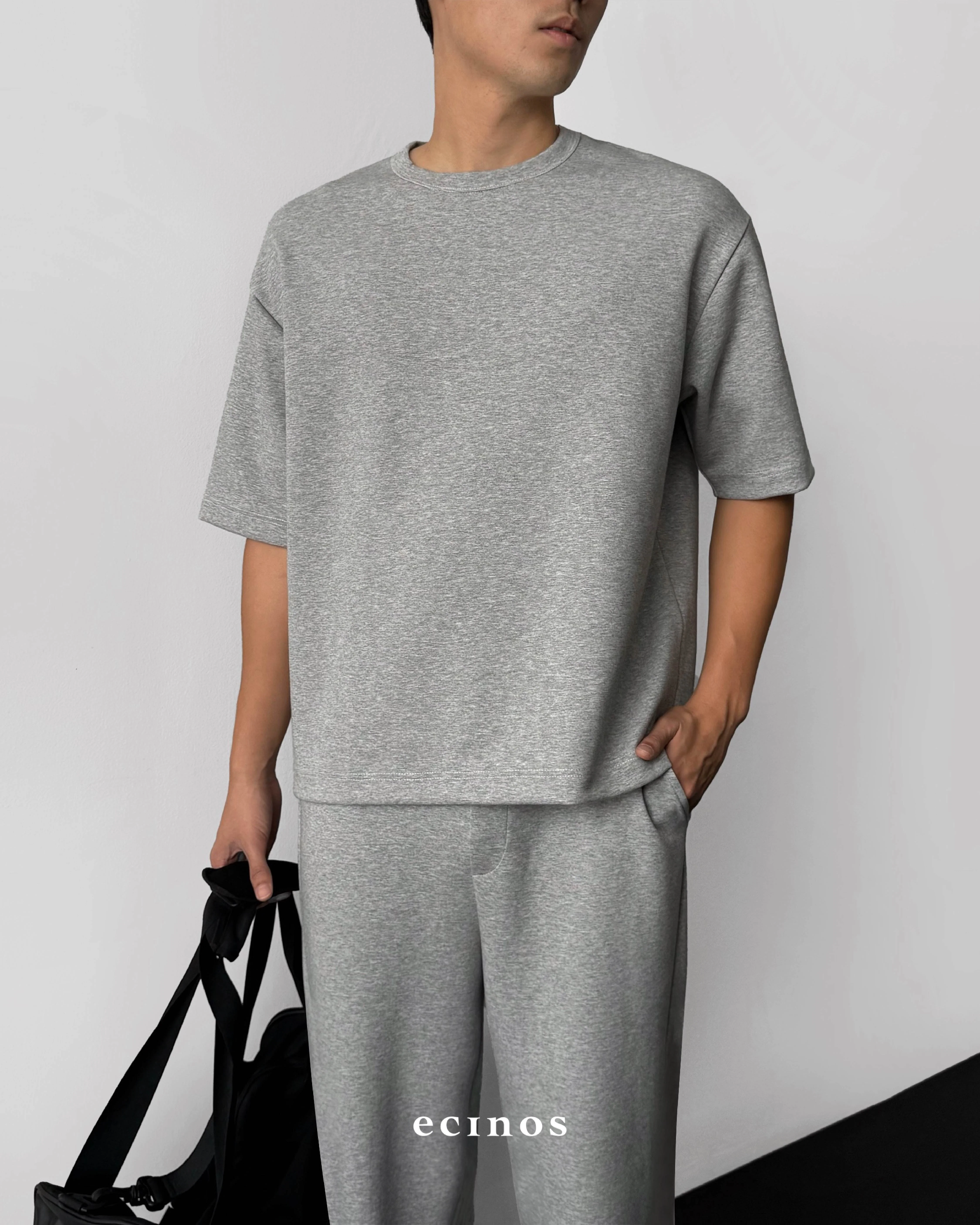 ECINOS Man - CORE Oversized Heavyweight T-shirt - Image 9