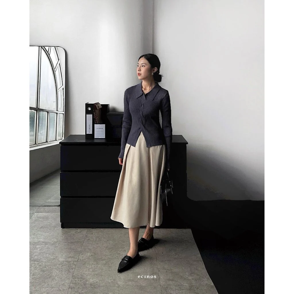 ECINOS - Marketing Twisted Knit Top - Image 3