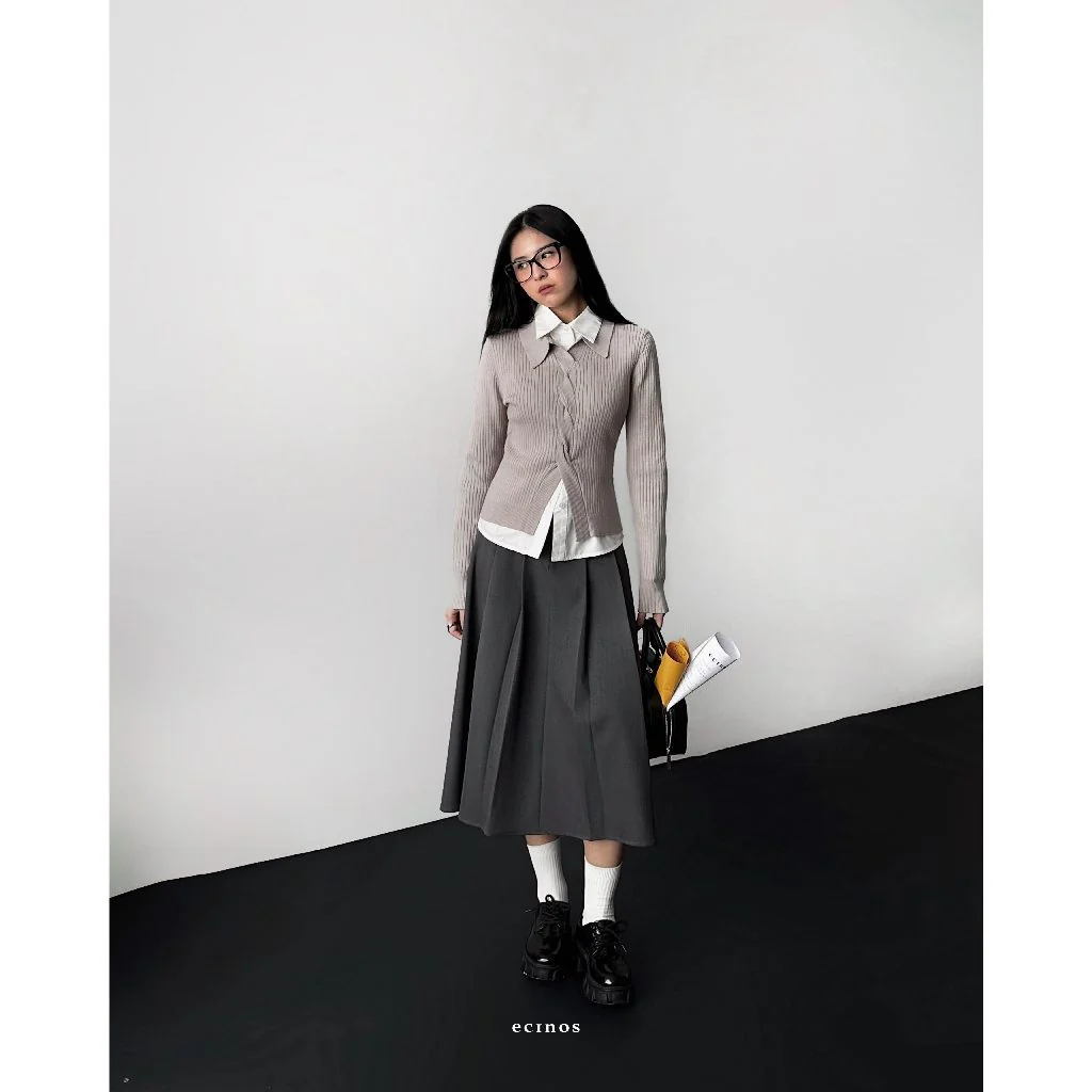 ECINOS - Marketing Twisted Knit Top - Image 4